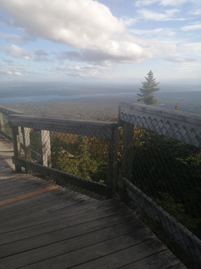 O'Berge Du Village A302 Magog Екстериор снимка